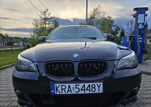 BMW Seria 5 cena 35400 przebieg: 305250, rok produkcji 2006 z Dąbrowa Górnicza małe 232